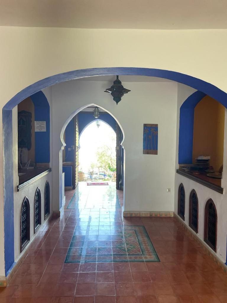 Casa Linda Hotel *
